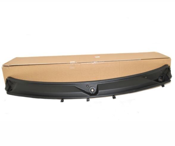 LR022997 - ÖN CAM ALT IZGARASI (3.0/3.6/4.4) - Land Rover