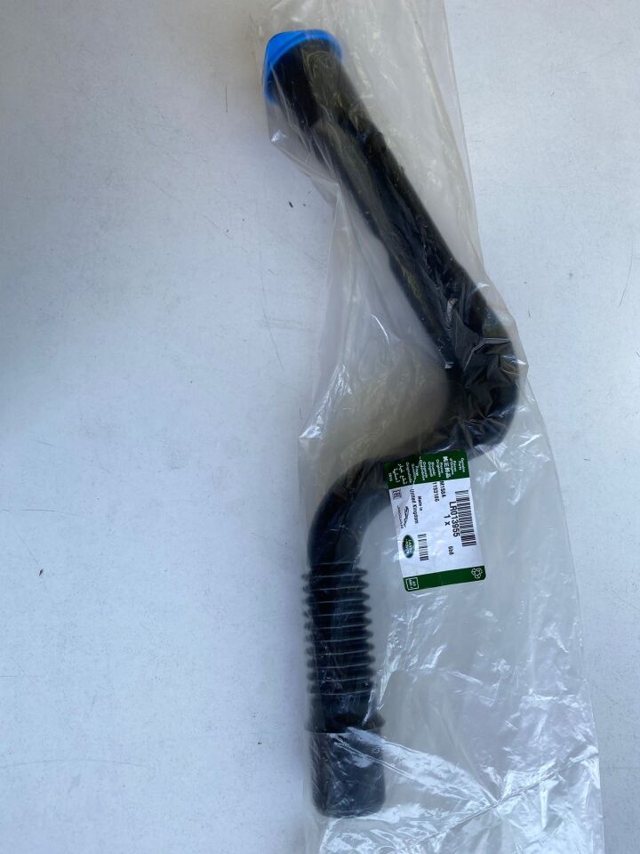 LR013955 - SİLECEK SU DEPO BORU (2.7/SPORT/DİSC.S3-S4) - Land Rover