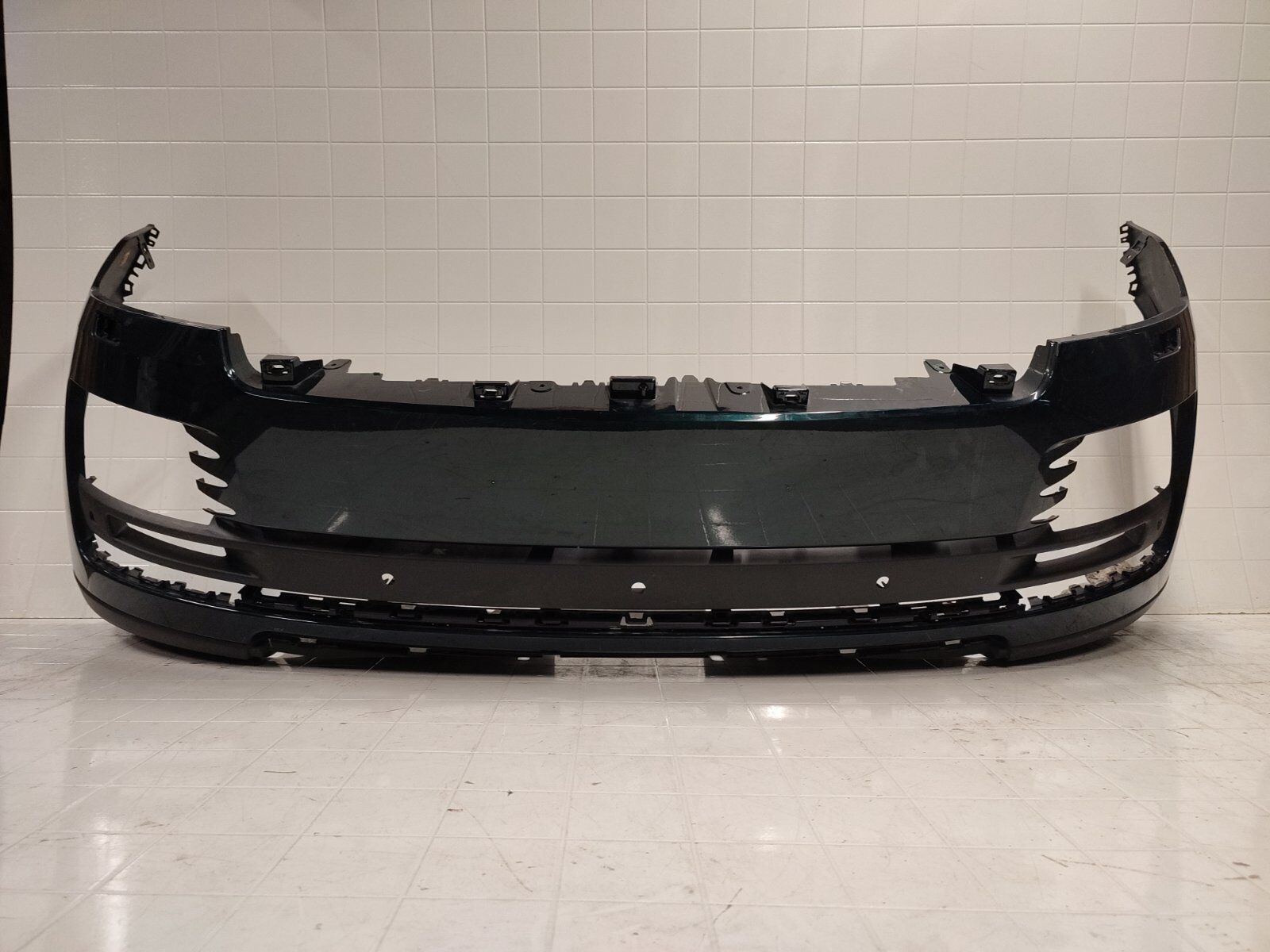 LR098665 - ÖN TAMPON JA (VOGUE) - Land Rover