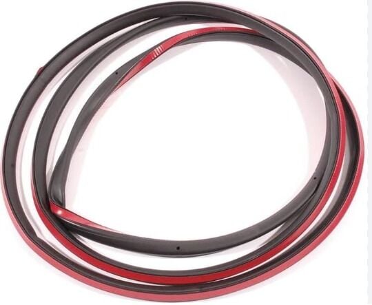 LR058552 - ARKA KAPI KASA LASTİĞİ SOL (DİSC.SPORT) - Land Rover