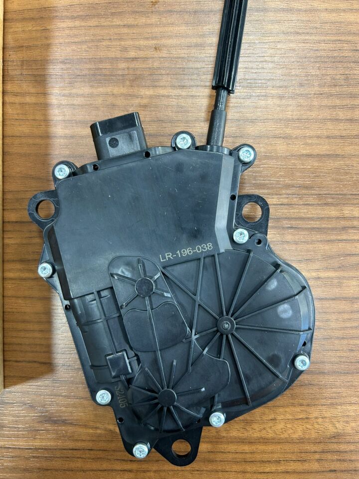 LR117160G - ÖN KAPI VAKUM MOTORU(VOGUE/RRS/2015) - Hmpx