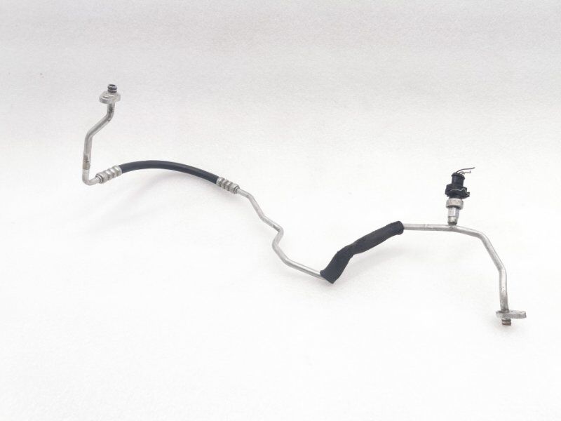 LR068878 - A/C KOMPRESÖR HORTUM (3.0L V6) - Land Rover