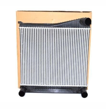 LR015603 - İNTERCOOLER (3.0/NWD4) - Land Rover