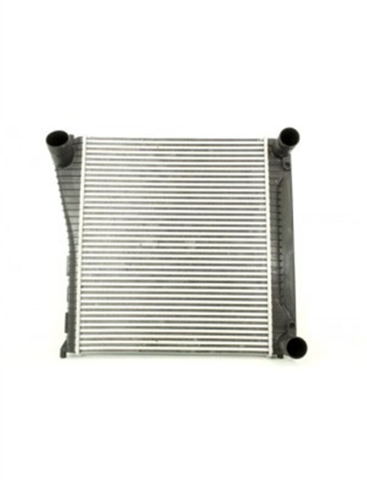 LR015603 - İNTERCOOLER (3.0/NWD4) - Land Rover
