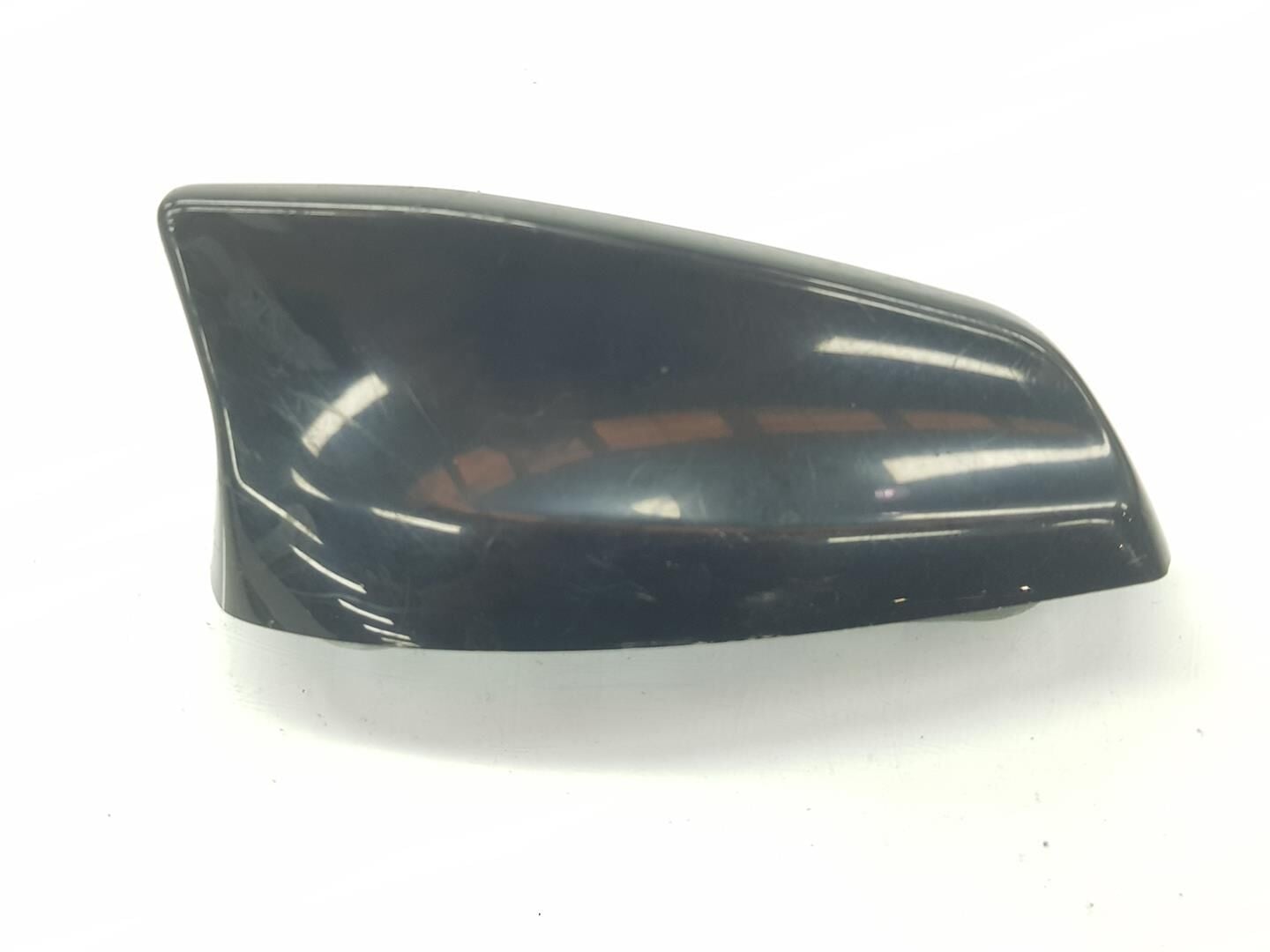 LR070771 - TAVAN ANTENİ (DİSCO 5/VELAR/RRS) - Land Rover