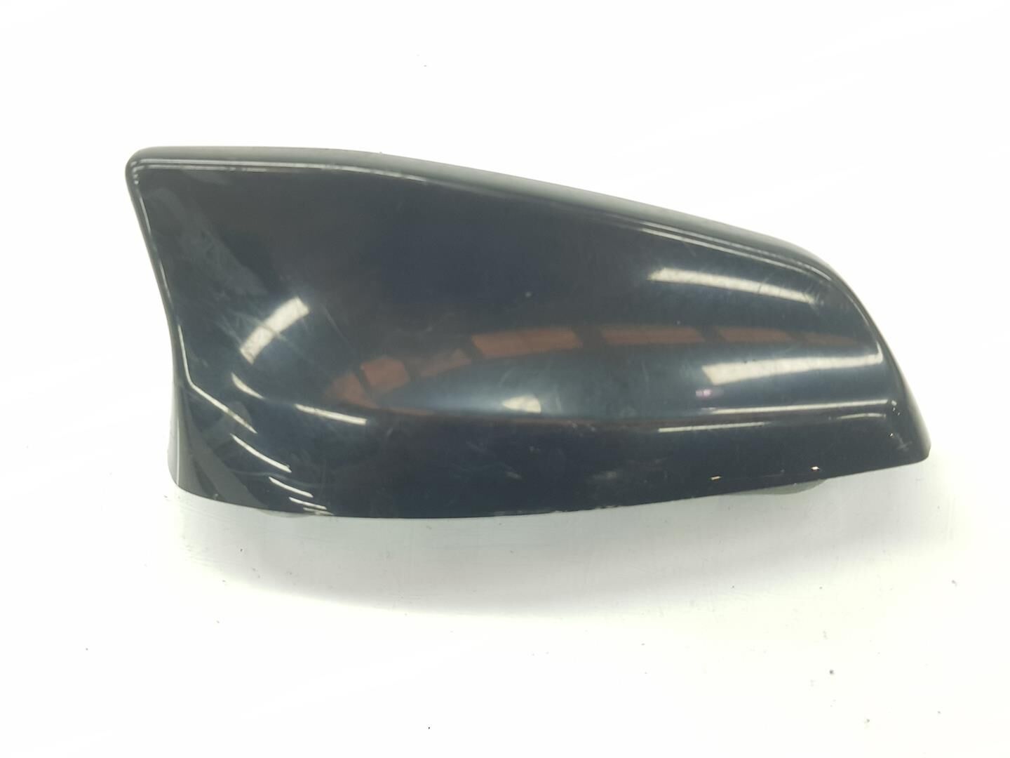 LR070771 - TAVAN ANTENİ (DİSCO 5/VELAR/RRS) - Land Rover