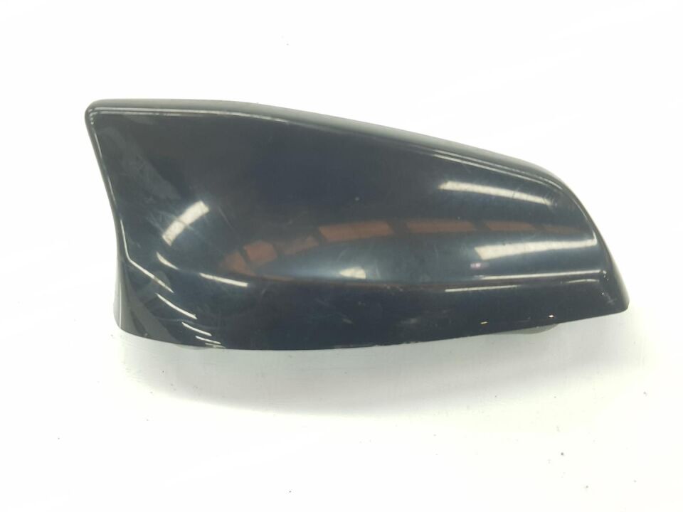 LR070771 - TAVAN ANTENİ (DİSCO 5/VELAR/RRS) - Land Rover
