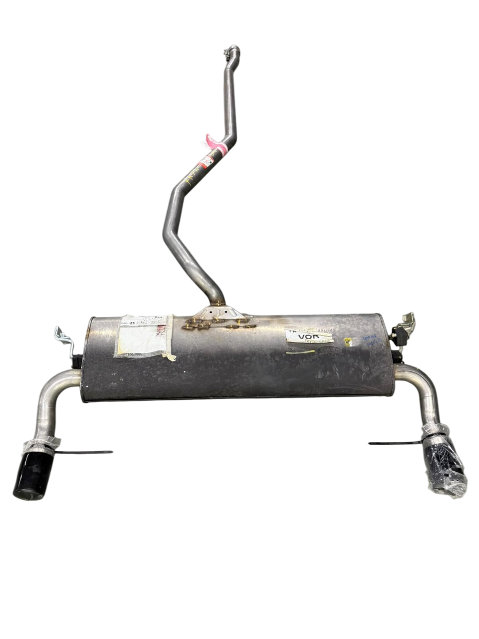 LR093659 - EGZOZ SUSTURUCUSU 2'Lİ (DİSC.SPORT) - Land Rover