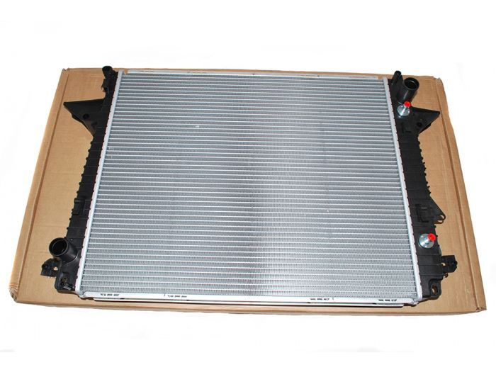 LR021778 - RADYATÖR 8A (2.7/NWD3/4) - Land Rover