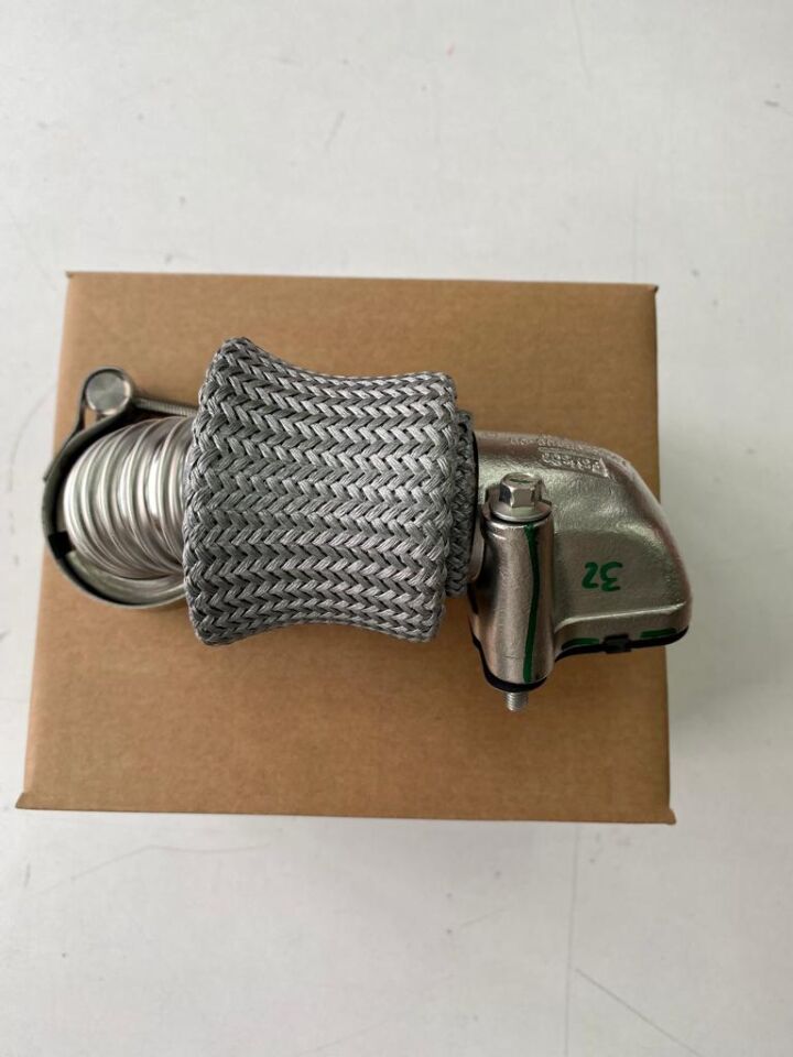 LR022840 - EGR EGZOST MANİFOLD BORUSU  (4.4L V8) - Land Rover