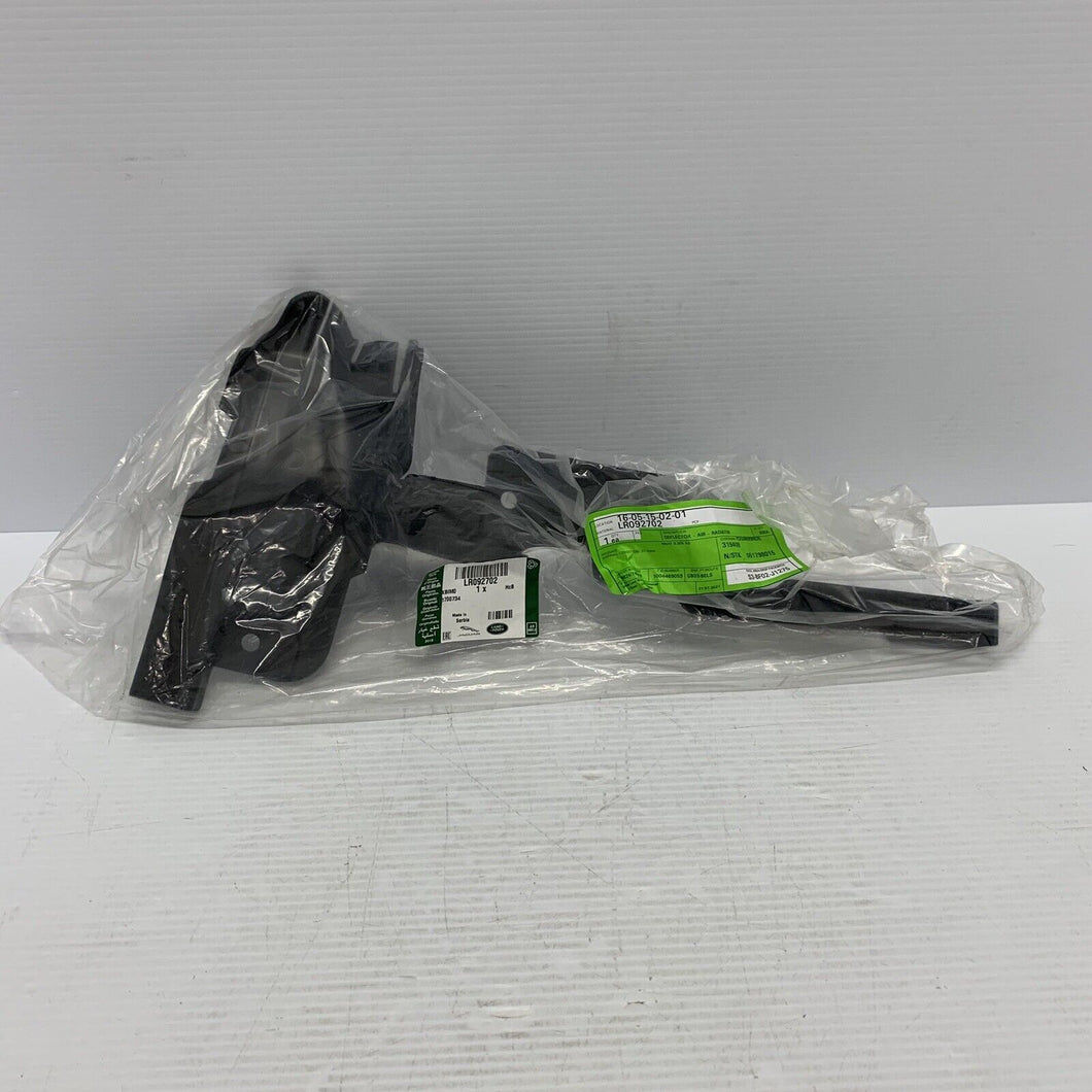 LR092702 - DEFLEKTÖR BRAKETİ ÜST SOL (VELAR) - Land Rover